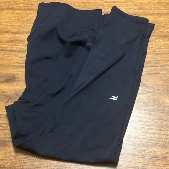 Fabletics Motion365+ Black Leggings - Picture 4 of 4